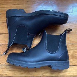 Blundstone 510 black leather boots